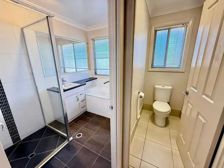 Seventh view of Homely unit listing, 2/27 Price, Chinchilla QLD 4413