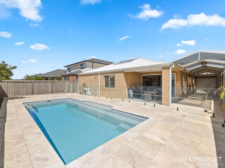 68 Wingfield Drive., Thornhill Park VIC 3335
