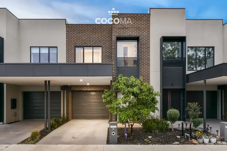 Main view of Homely townhouse listing, 16 Bonnie Crescent, Keysborough VIC 3173