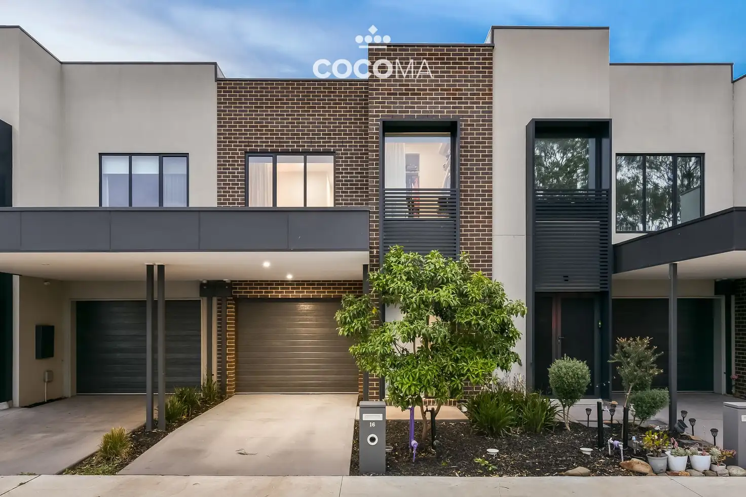 Main view of Homely townhouse listing, 16 Bonnie Crescent, Keysborough VIC 3173