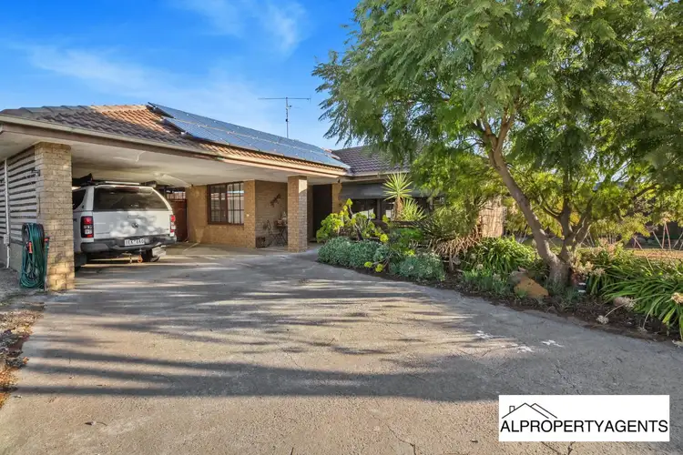 19 Dougherty Street, Horsham VIC 3400