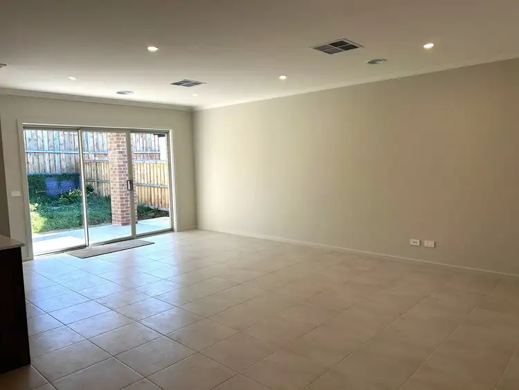 Fourth view of Homely house listing, 5 Trailwater Crt, Warragul VIC 3820