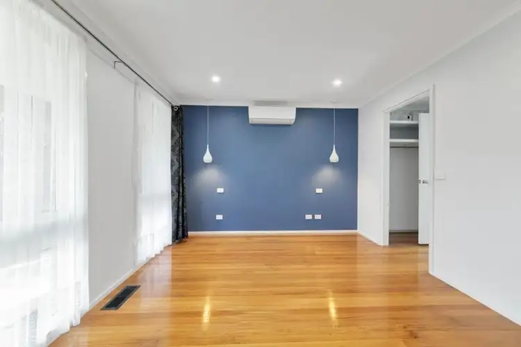 Fifth view of Homely house listing, 31 Thomas Crescent, Cranbourne VIC 3977