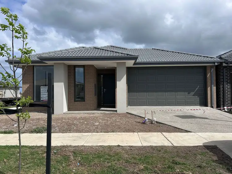 294 Bellavita Avenue, Clyde VIC 3978
