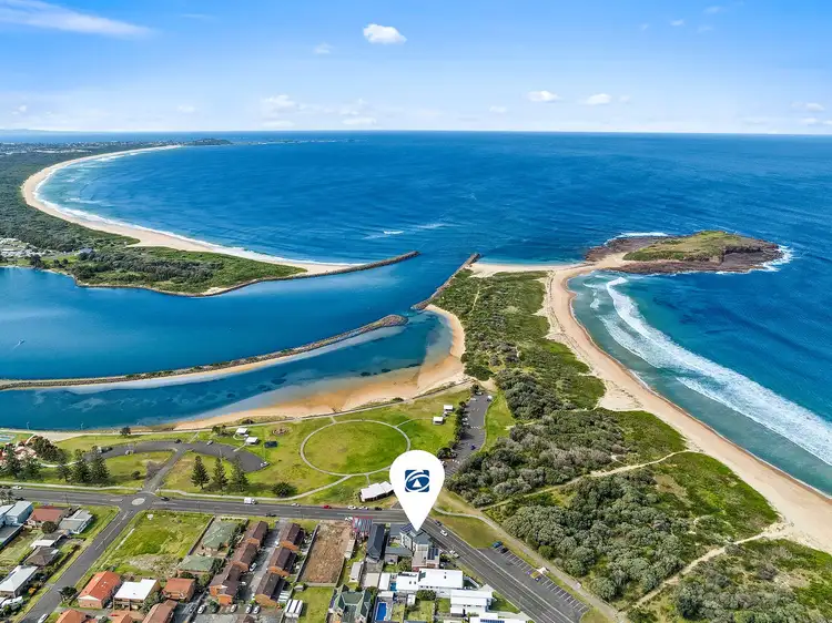 Second view of Homely unit listing, 1/13 Entrance Street, Lake Illawarra NSW 2528
