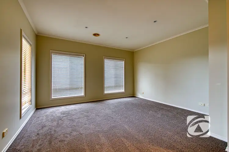 Fifth view of Homely house listing, 4 Killarney Crescent, Pakenham VIC 3810