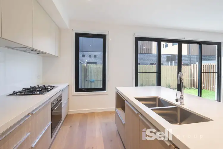 Fifth view of Homely townhouse listing, 28 Grandia Crescent, Keysborough VIC 3173