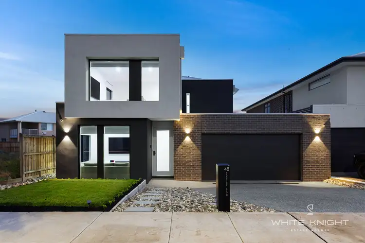48 Farrier Boulevard, Fraser Rise VIC 3336