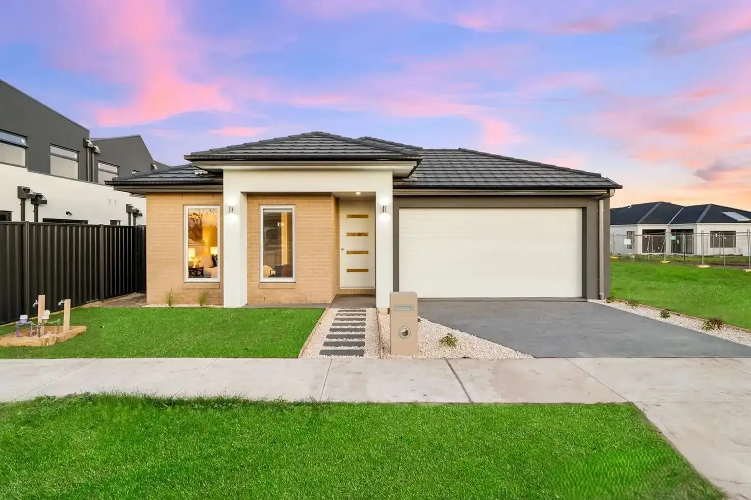 Main view of Homely house listing, 2 Falconer Court, Clyde North VIC 3978