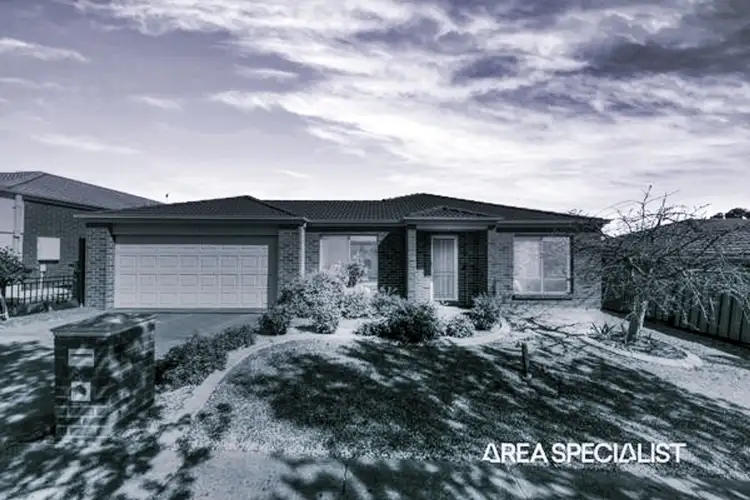 88 Leigh Drive, Pakenham VIC 3810