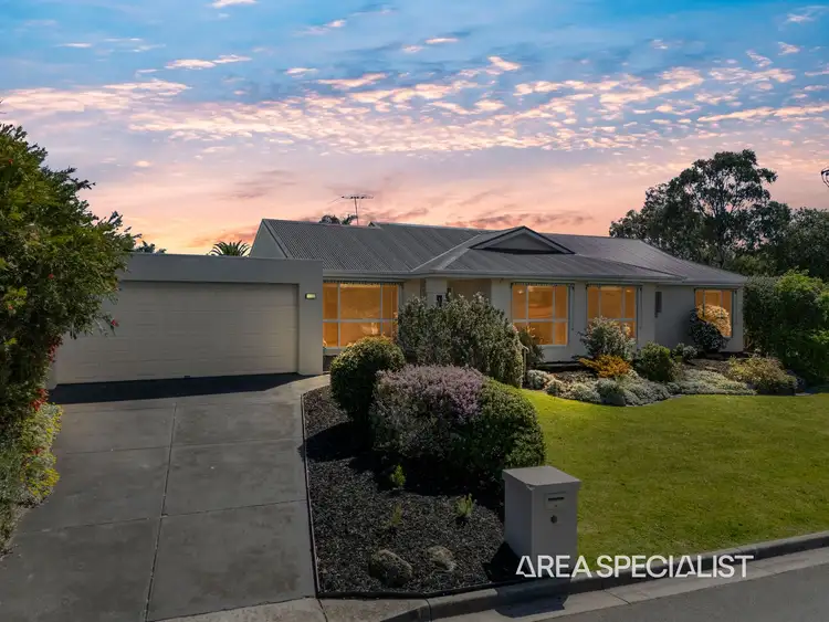1 Eagle Court, Blind Bight VIC 3980