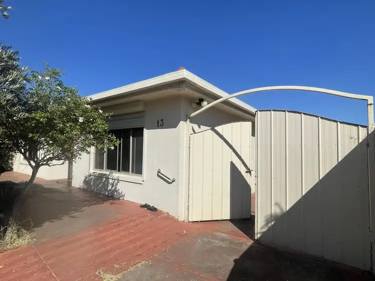 13 Sturt Street, Sunshine VIC 3020