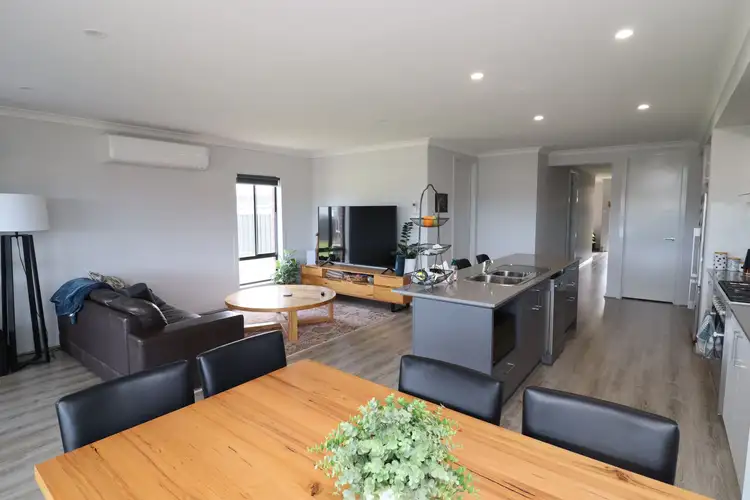 Second view of Homely house listing, 5 Pioneer Green, Cohuna VIC 3568