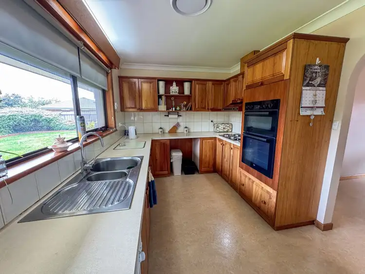 Sixth view of Homely house listing, 1 Hakea Court, Kyabram VIC 3620