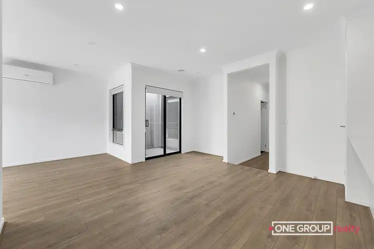 Fifth view of Homely house listing, 35 DARGILE CIRCUIT, Epping VIC 3076