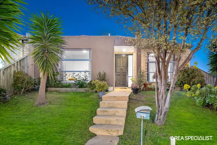 96 Majestic Boulevard, Cranbourne VIC 3977