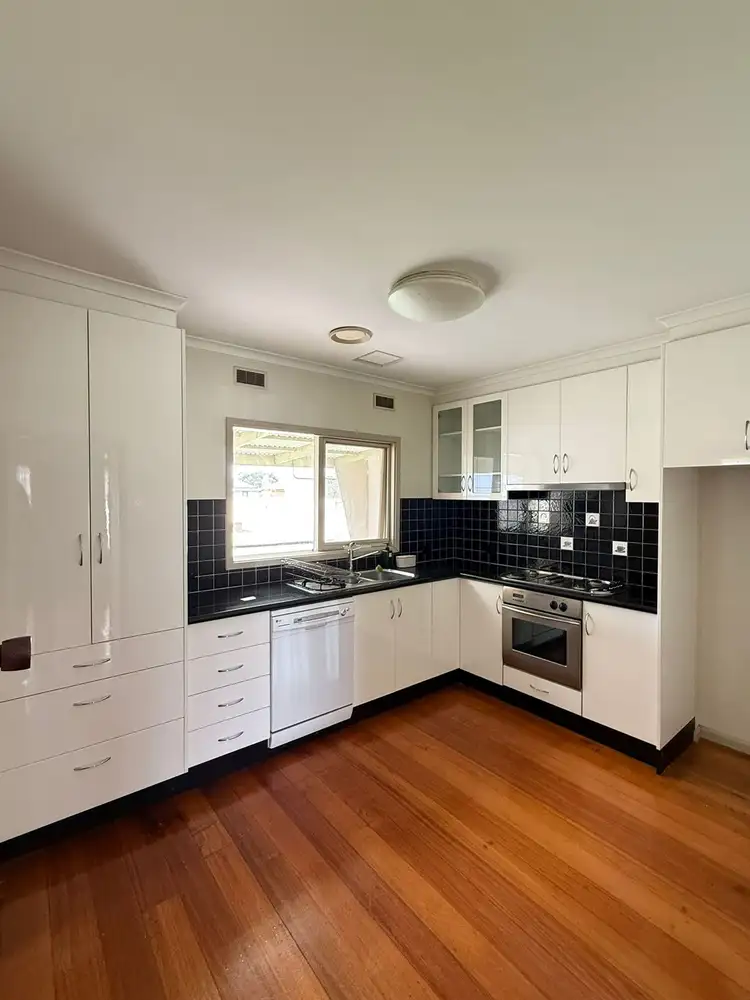 34 Chelsey Street, Ardeer VIC 3022