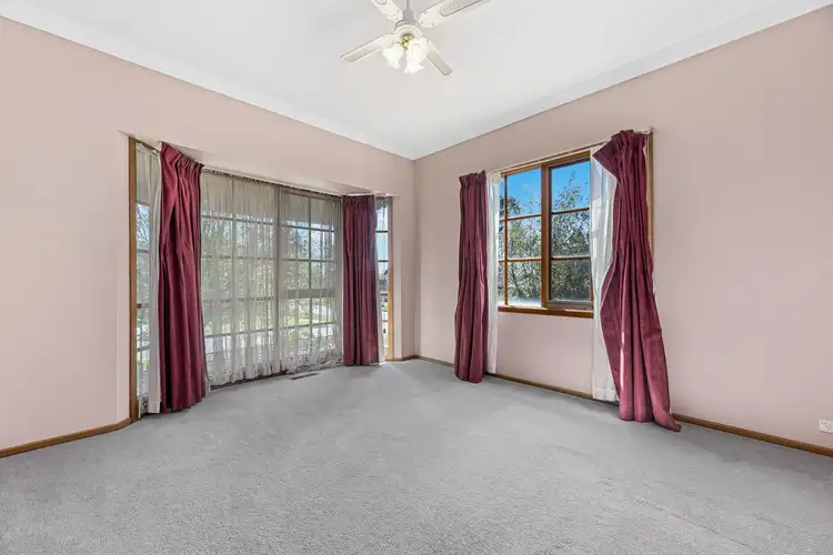 Second view of Homely house listing, 2 Ivy Court, Cranbourne North VIC 3977