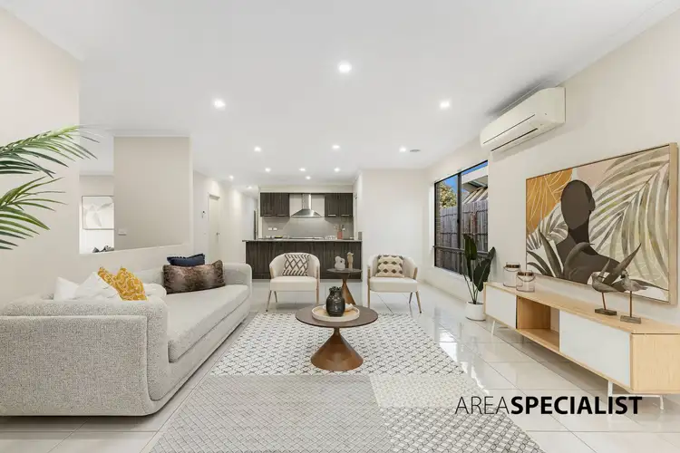 Fourth view of Homely house listing, 4 Spencer Circuit, Cranbourne East VIC 3977