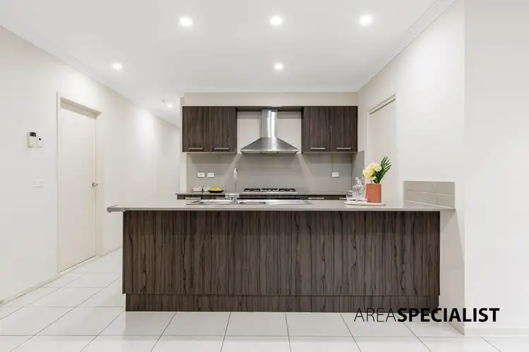 Sixth view of Homely house listing, 4 Spencer Circuit, Cranbourne East VIC 3977