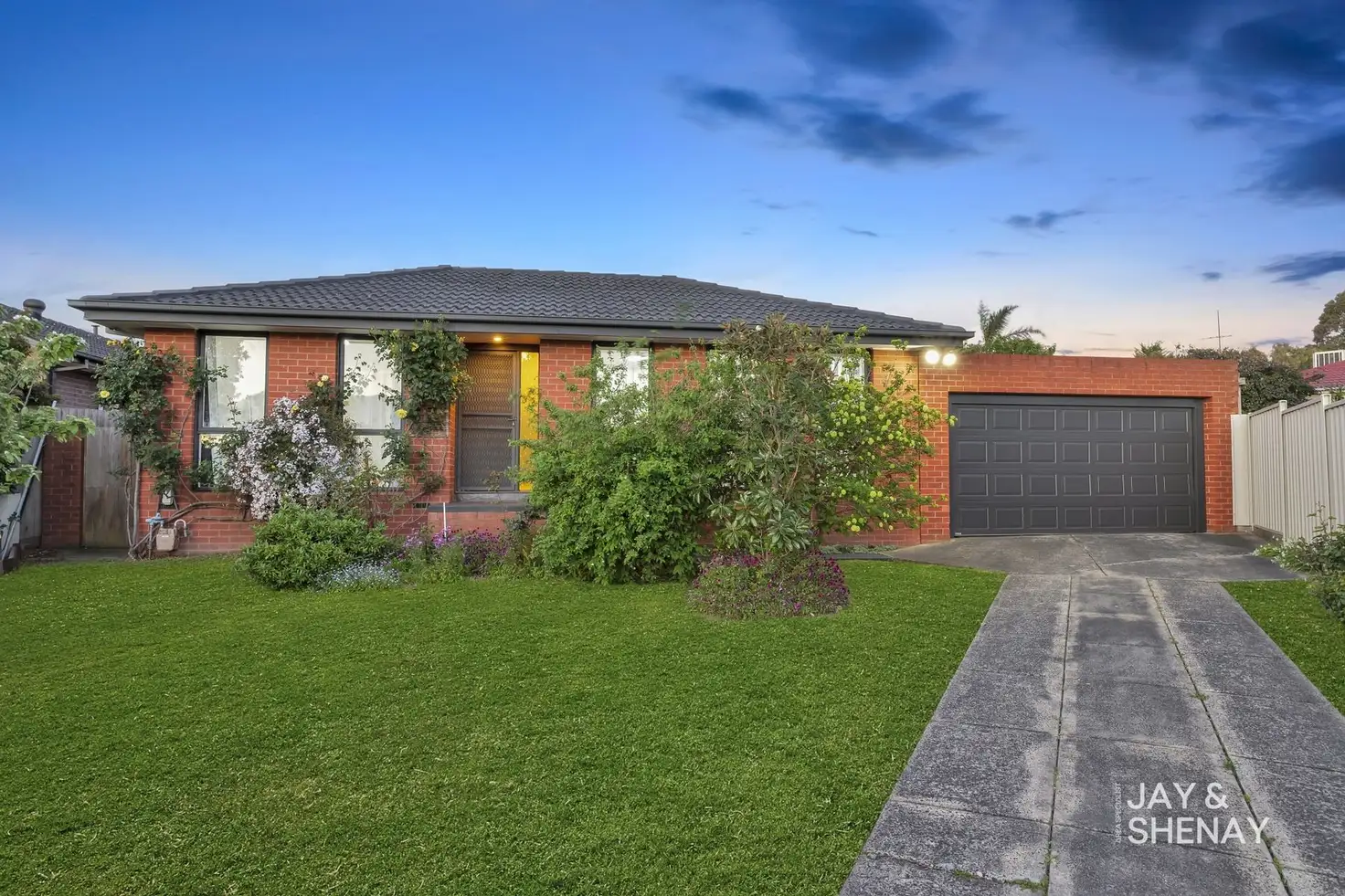 Main view of Homely house listing, 6 Robinvale Court, Endeavour Hills VIC 3802