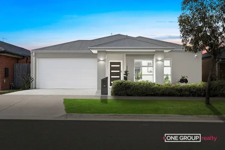 7 Peanut Avenue, Mickleham VIC 3064