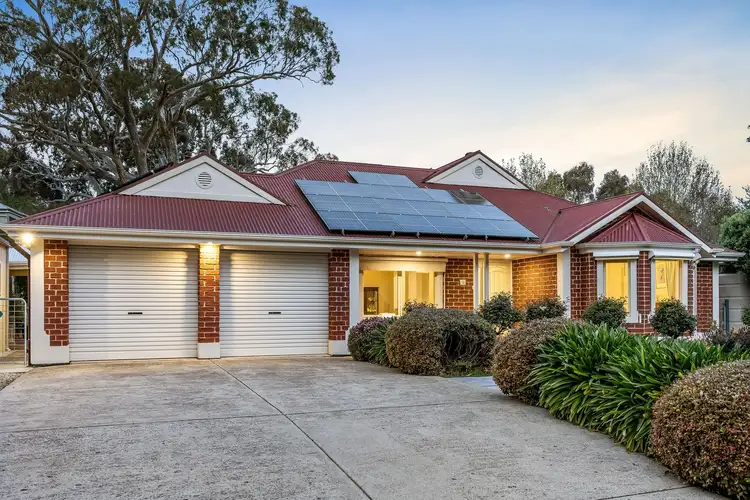 18 Fairfield Road, Mount Barker SA 5251