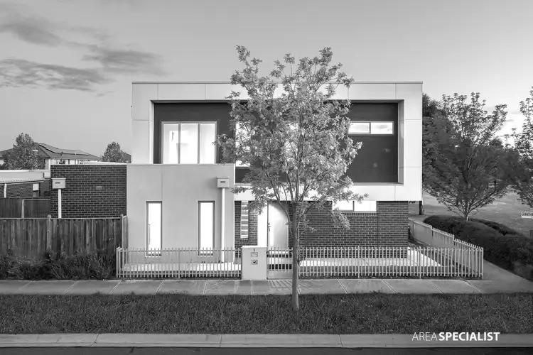 1 Grantham Walk, Williams Landing VIC 3027