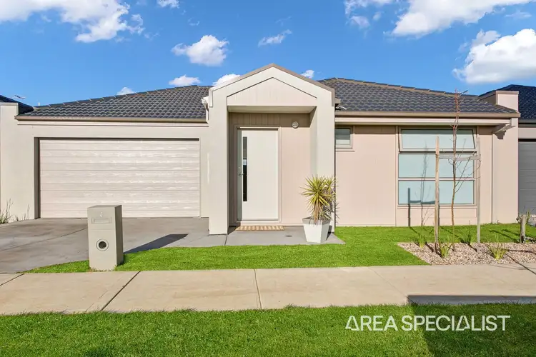 3 Romanesque Drive, Deanside VIC 3336