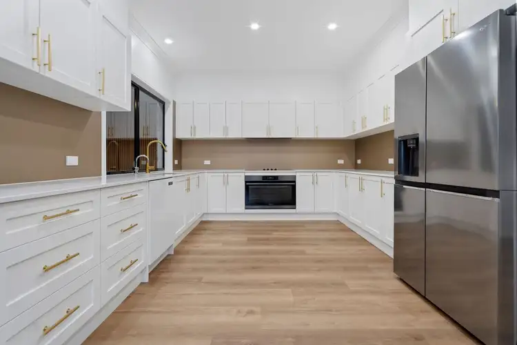 32 Hayman Street, Redland Bay QLD 4165