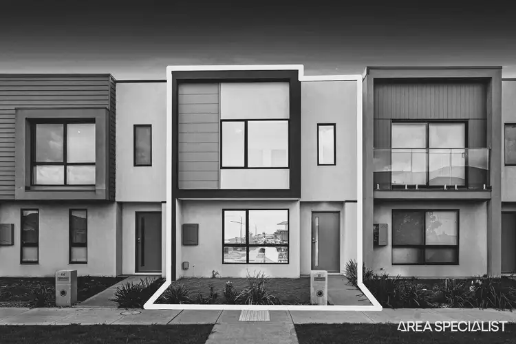 12 Dawson Street, Thornhill Park VIC 3335