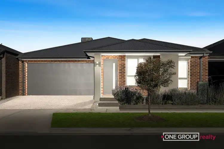 30 Valetta Street, Mickleham VIC 3064