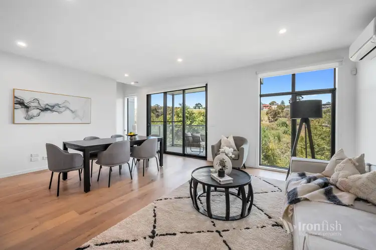 136 Woodswallow Entrance, Sunshine North VIC 3020
