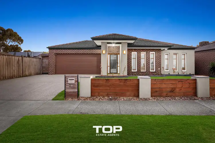 3 Yammerbook Way, Cranbourne East VIC 3977