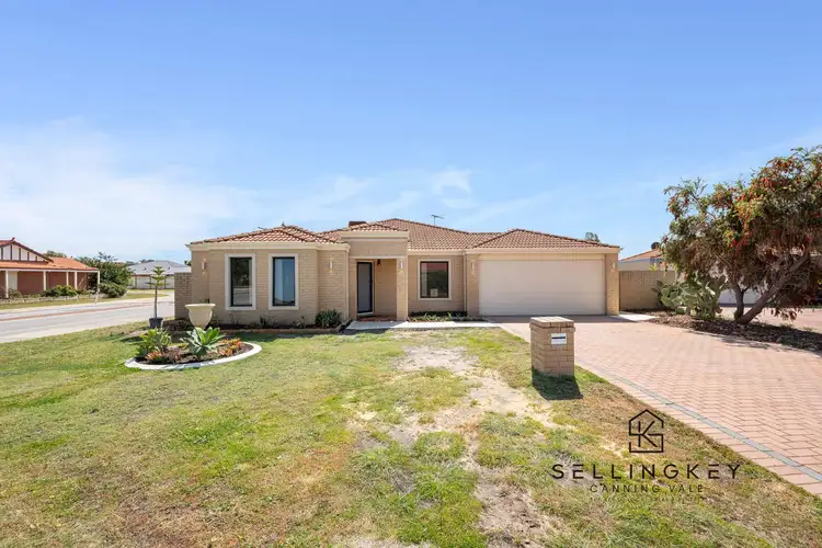 19 Rodena Way, Canning Vale WA 6155