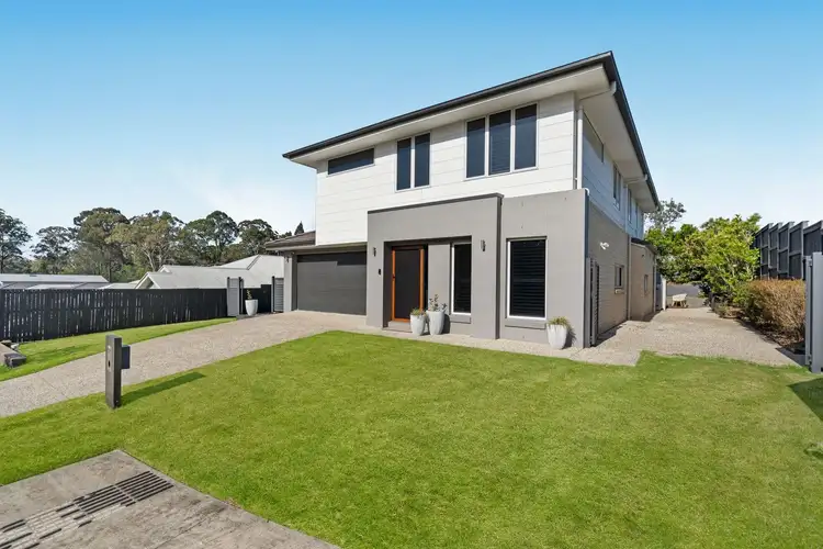 1 Glenhaven Close, Redland Bay QLD 4165