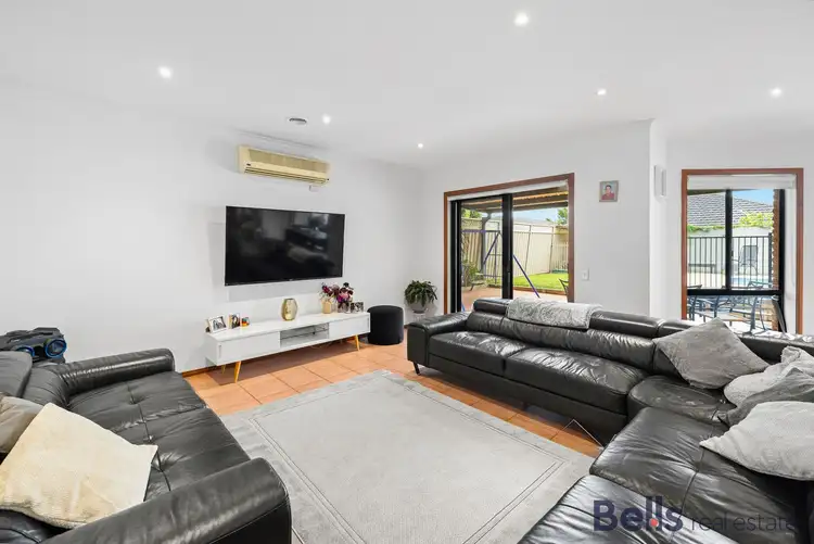 Sixth view of Homely house listing, 10 Salvatore Court, Sunshine West VIC 3020
