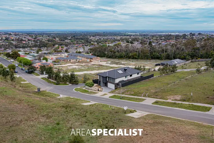 40 Breyleigh Drive, Pakenham VIC 3810