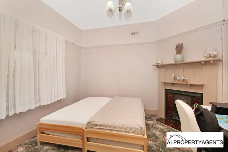 Fifth view of Homely house listing, 2 May Park Terrace, Horsham VIC 3400