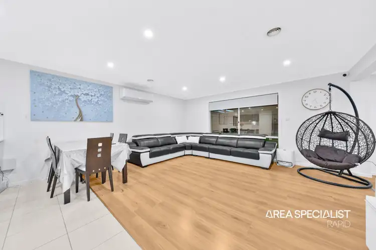 Second view of Homely house listing, 7 Tiarne Crescent, Hampton Park VIC 3976
