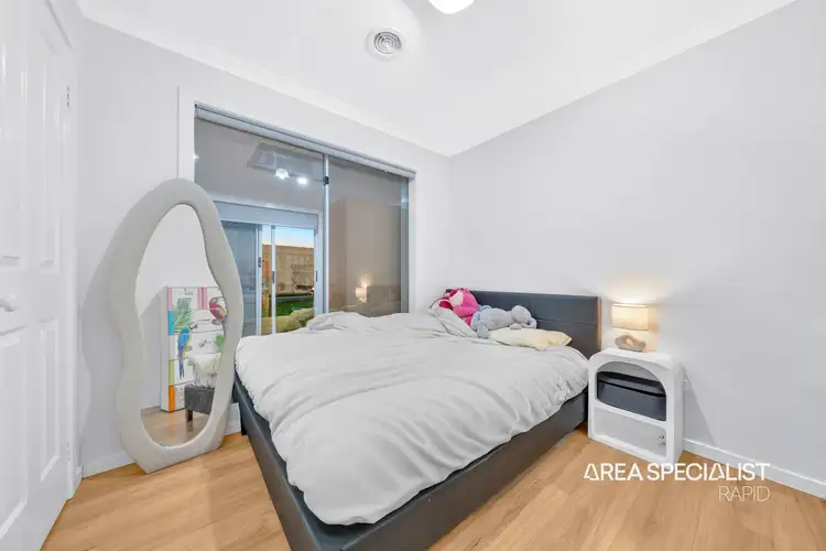 Fifth view of Homely house listing, 7 Tiarne Crescent, Hampton Park VIC 3976