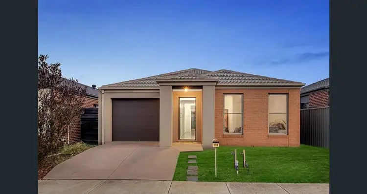 110 Lineham Drive, Cranbourne East VIC 3977