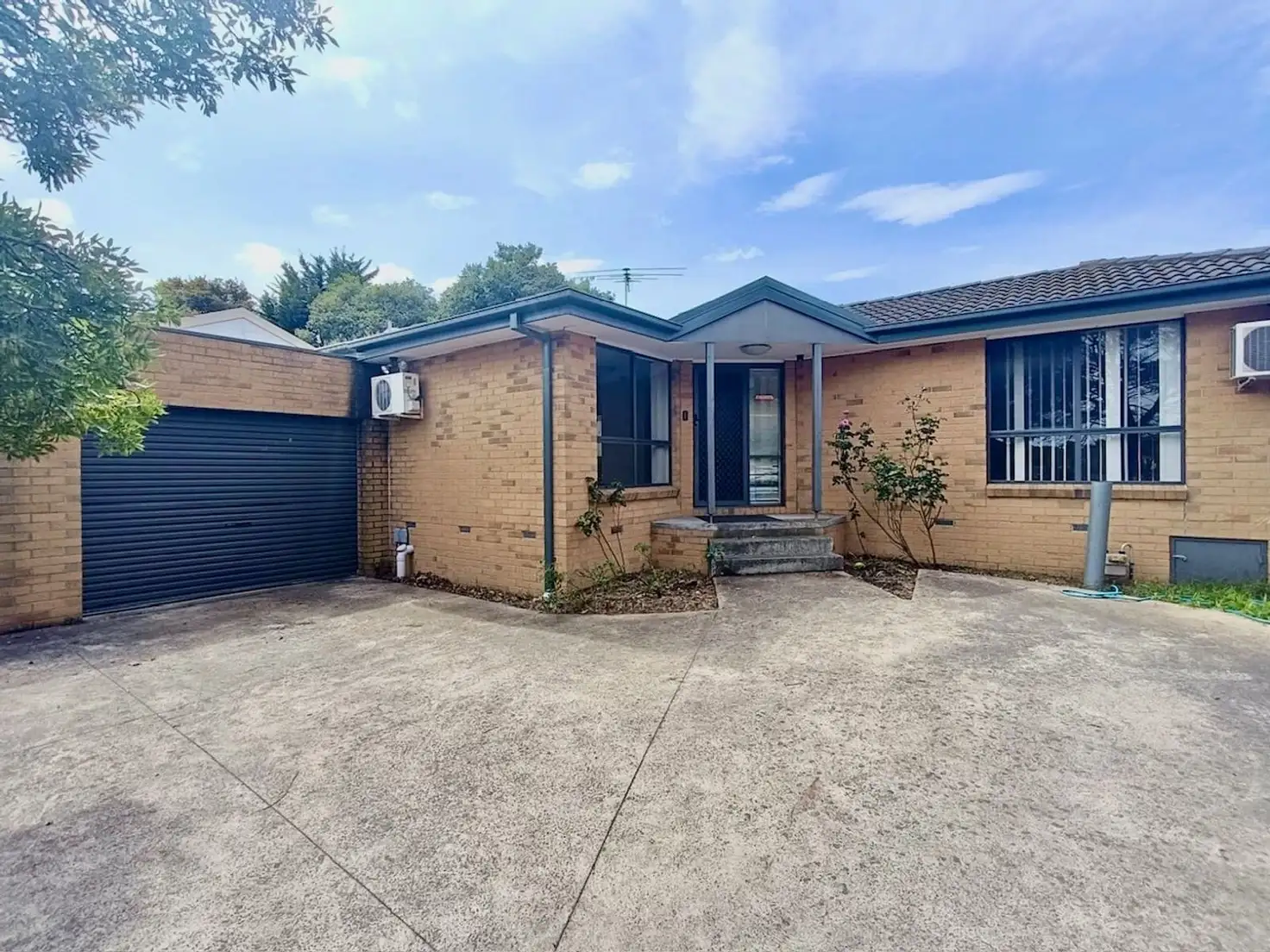 Main view of Homely unit listing, 10A Meadow Wood Walk, Narre Warren VIC 3805