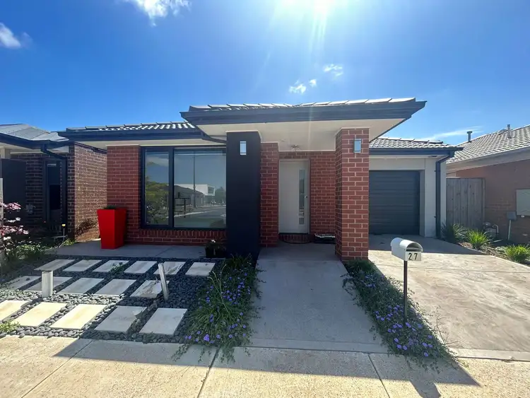 27 Waugh Street, Rockbank VIC 3335
