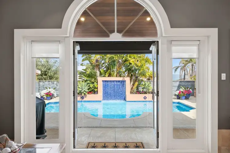6 Tulsa Court, Mindarie WA 6030