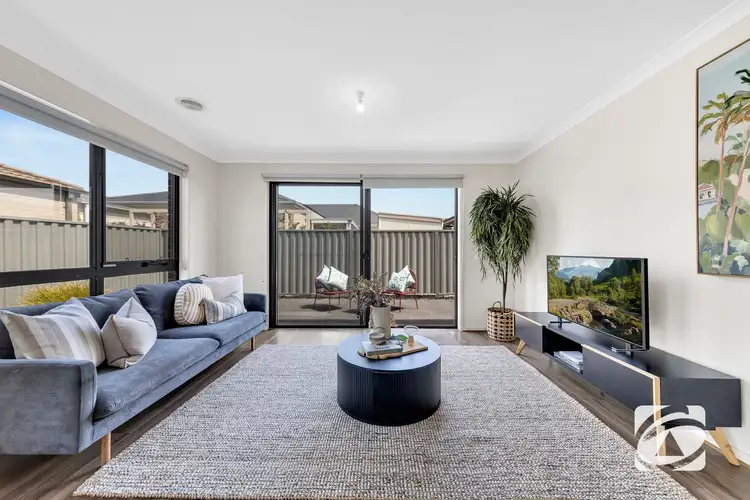 Sixth view of Homely house listing, 32 Yellow Robin Circuit, Cranbourne East VIC 3977