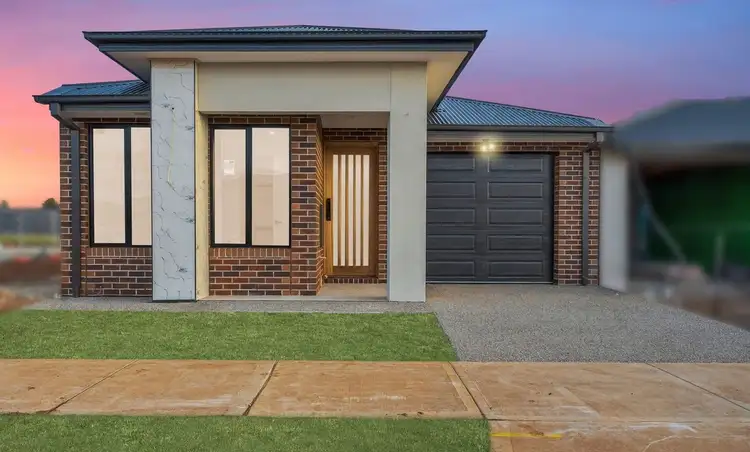 13 Rufous Way, Deanside VIC 3336