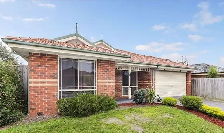 5 Blainroe Crescent, Cranbourne VIC 3977