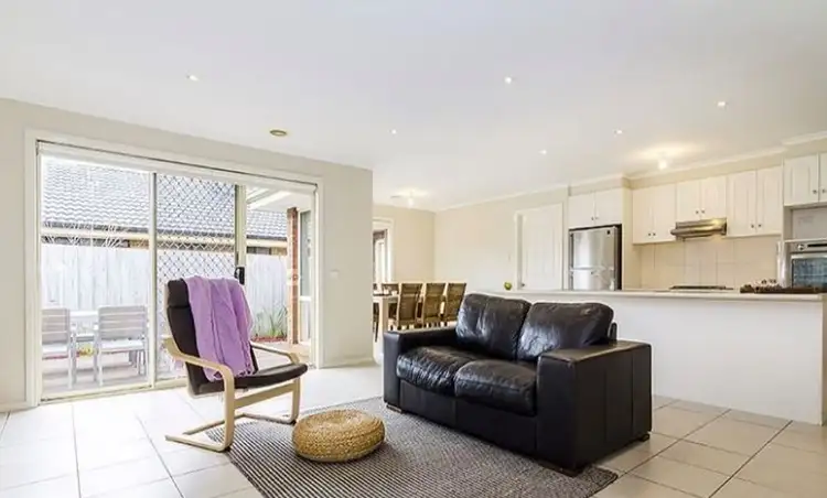 Second view of Homely house listing, 5 Blainroe Crescent, Cranbourne VIC 3977