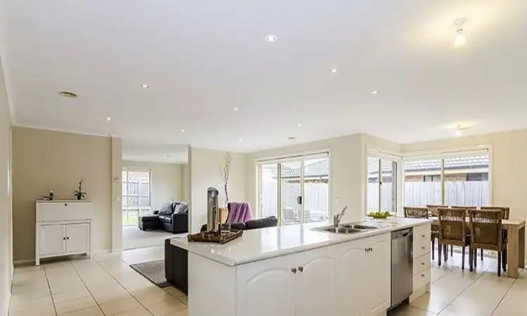 Fourth view of Homely house listing, 5 Blainroe Crescent, Cranbourne VIC 3977